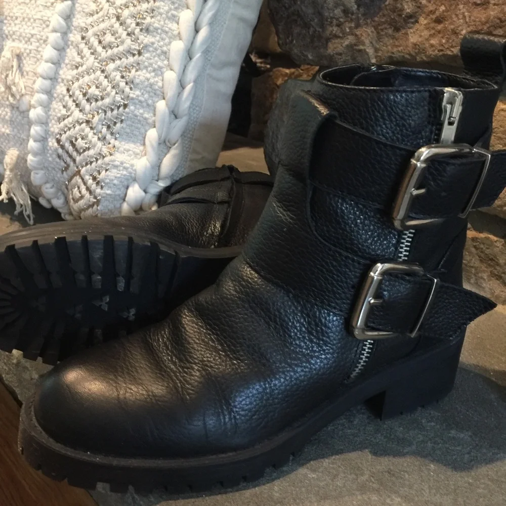 Zara ankle boots